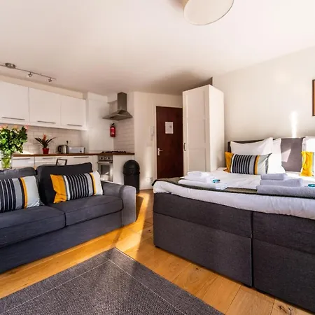 Canal View Studio * Amsterdam